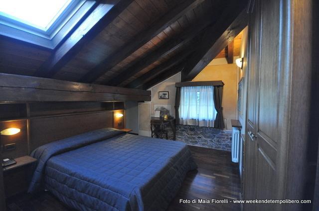 Hotel Le Soleil Challand-Saint-Anselme Rum bild